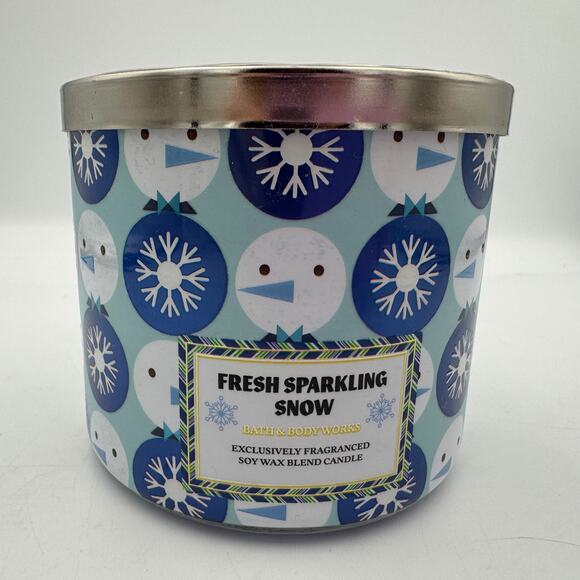 Bath & Body Works Fresh Sparkling Snow 3-Wick Candle Holiday Blue - Picture 2 of 5